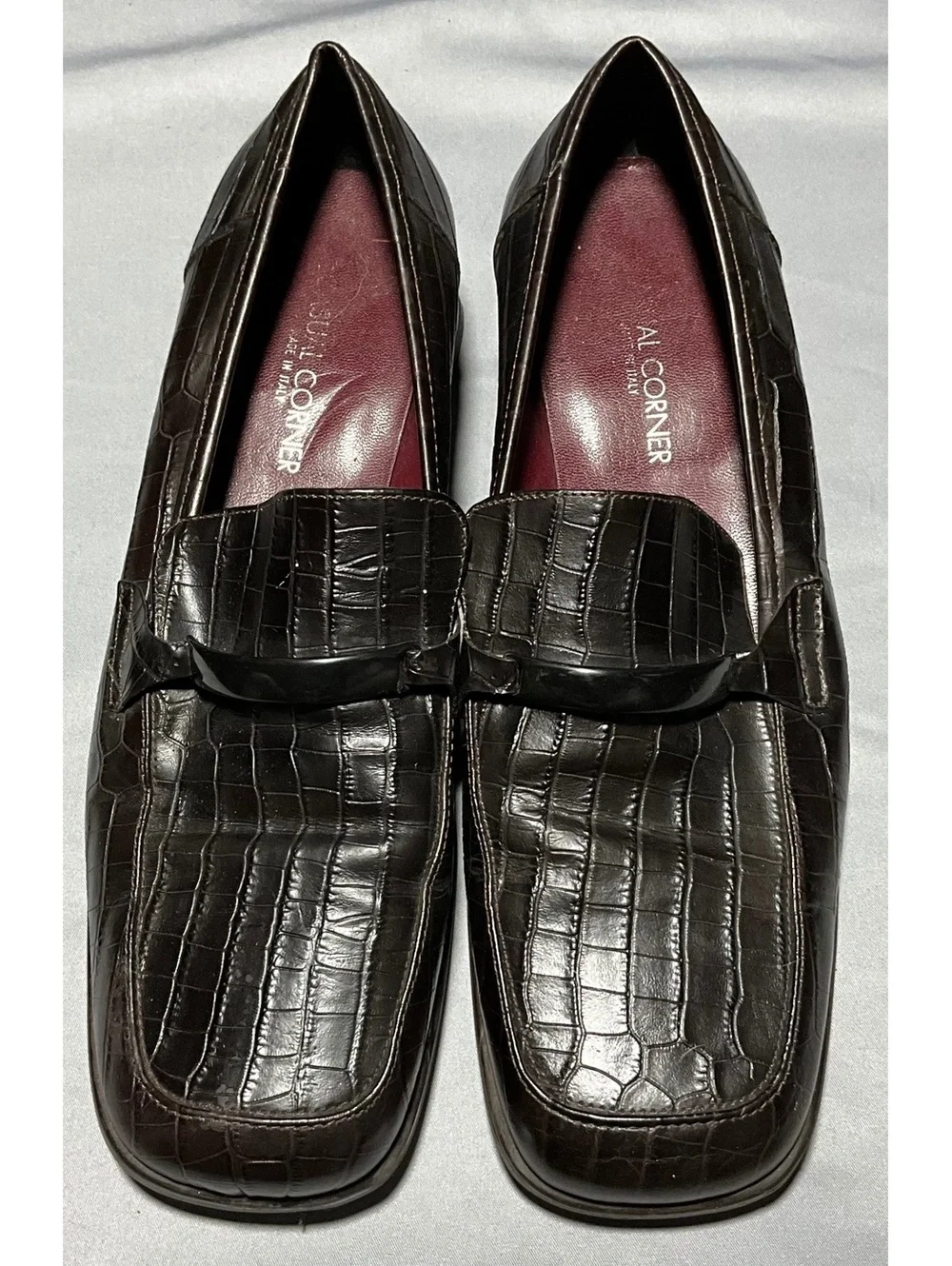 Al Corner Womens Brown Leather Crocodile-Embossed Loafers Size 10 Made in Italy